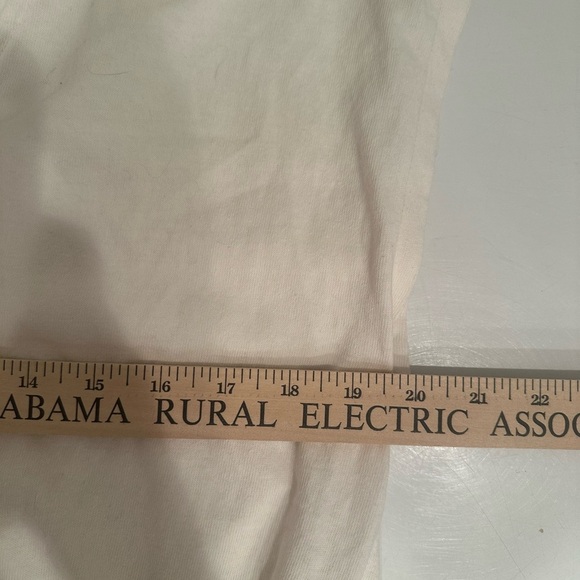 Madewell Tee - Structured V Neck Tee, Cream 
Sz Large Casual Neutral Versatile - Picture 5 of 8